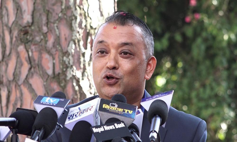 मलाई सांसद बनाएर पठाउनुस्, १० वर्षमा सुध्रेकाे राजनीति दिनेछु : गगन थापा