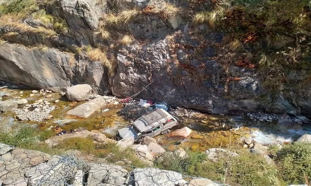 कालीकोटमा जीप दुर्घटना हुँदा ३ जनाकाे ज्यान गयाे