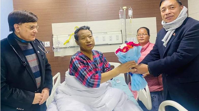 वर्षमानको स्वास्थ्य अवस्था बुझ्न उपराष्ट्रपति पुन सुमेरु अस्पतालमा