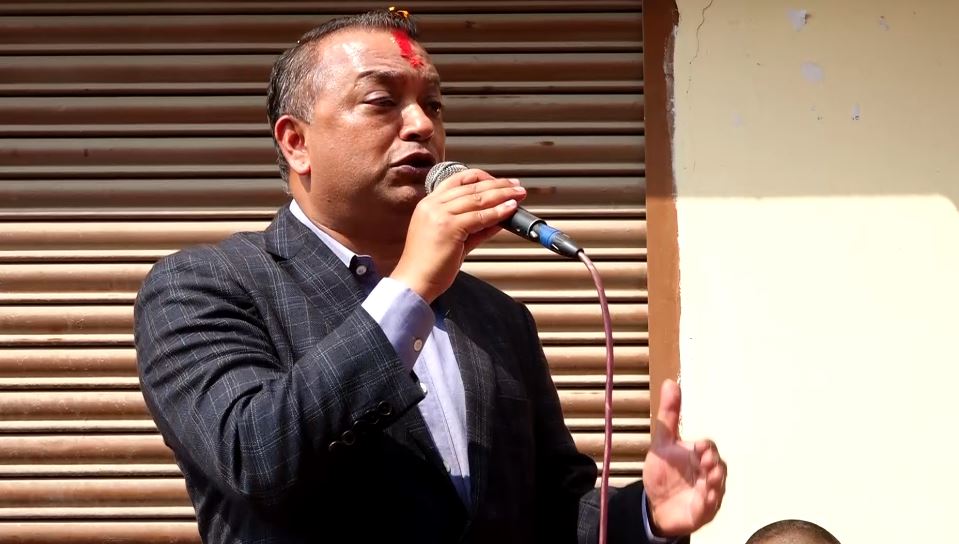 प्रधानमन्त्रीलाई जनता तर्साउने छुट छैन : कांग्रेस महामन्त्री थापा