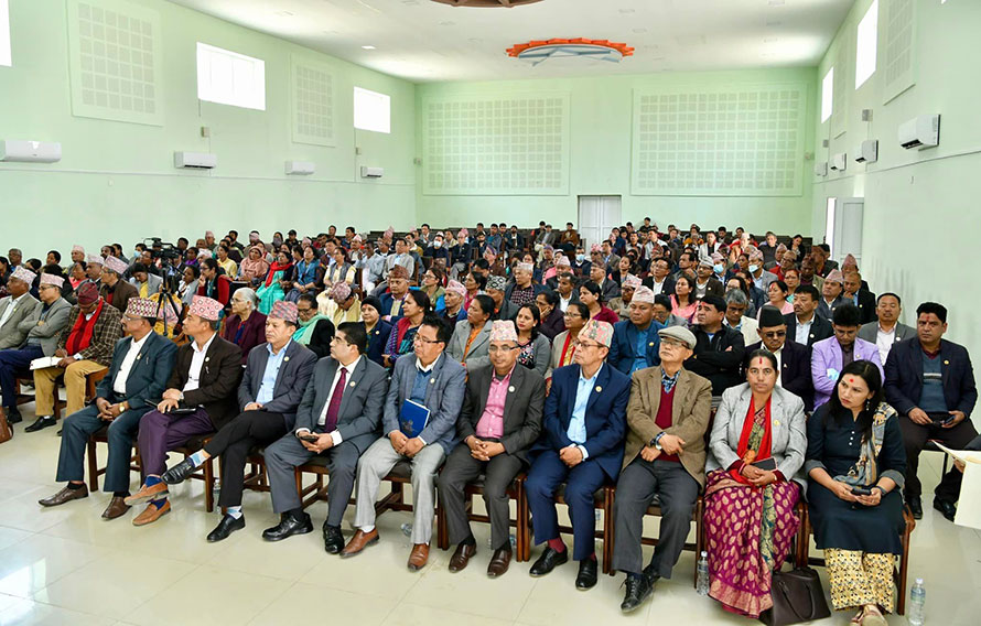 राष्ट्रपति निर्वाचनबारे आफ्ना सांसदलाई एमालेको अभिमुखीकरण