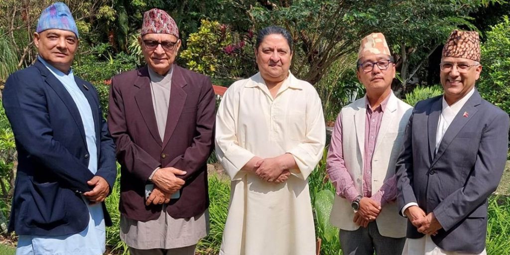 पुर्वराजा र राप्रपाका शिर्ष नेताहरुविच भेटवार्ता