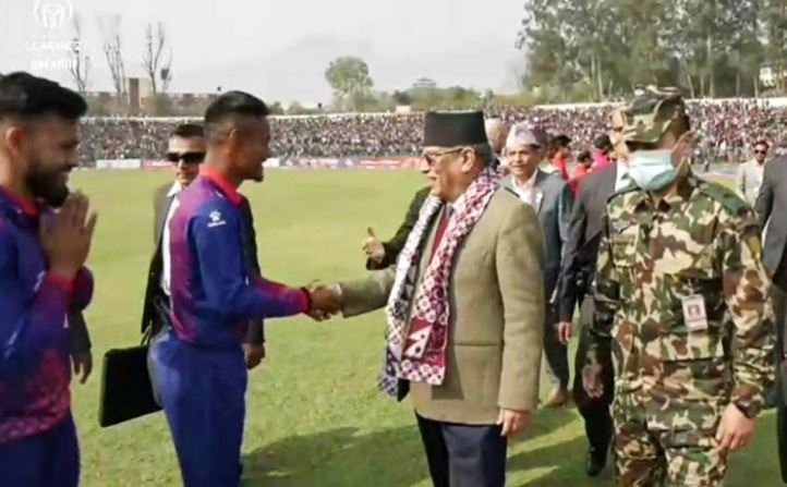प्रधानमन्त्री प्रचण्ड कीर्तिपुर मैदानमा