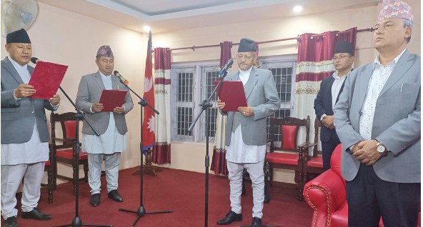बागमती प्रदेश सरकारमा नेपाली कांग्रेसका दुईजना मन्त्रीले शपथ