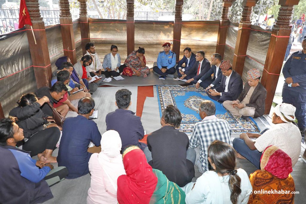 मिटरब्याज पीडित र सरकारबीचको वार्ता विना निष्कर्ष टुंग्यिो